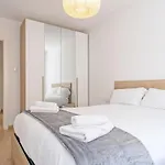 Dialez Holidays - Colomeres Apartment *